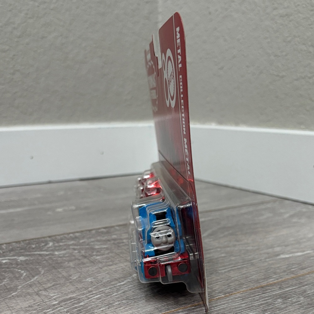 NIB 80th Anniversary Thomas - Picture 3 of 7